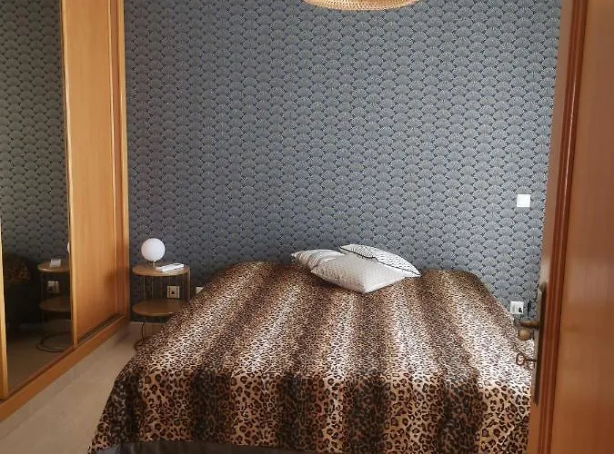 Ria\'S Relax